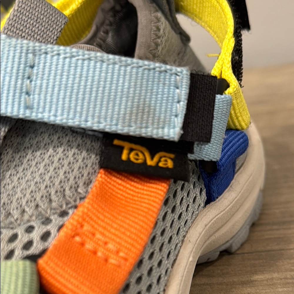 Teva Gray and Yellow Water Shoes Sporty Design - Picture 5 of 10